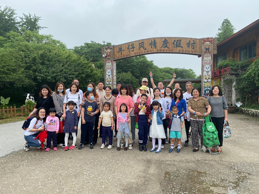 Cowboy Style Resort Reunion