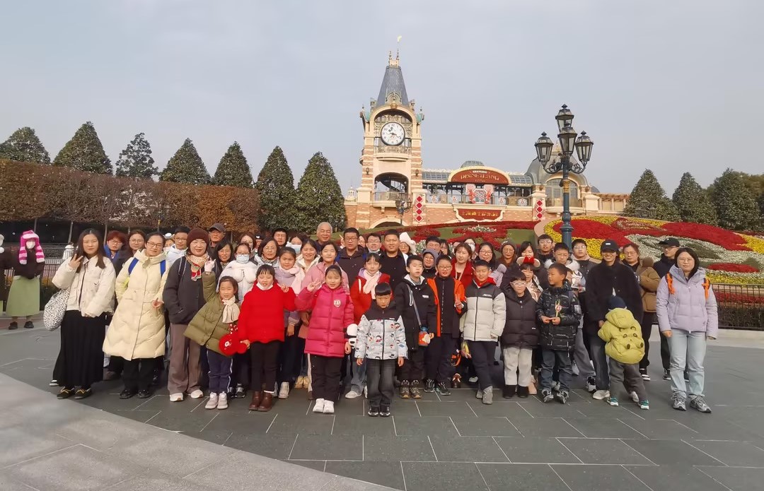 恒峰G22集成上海迪士尼团建之旅