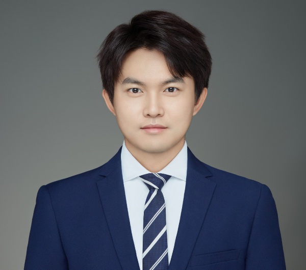 F.X. XU