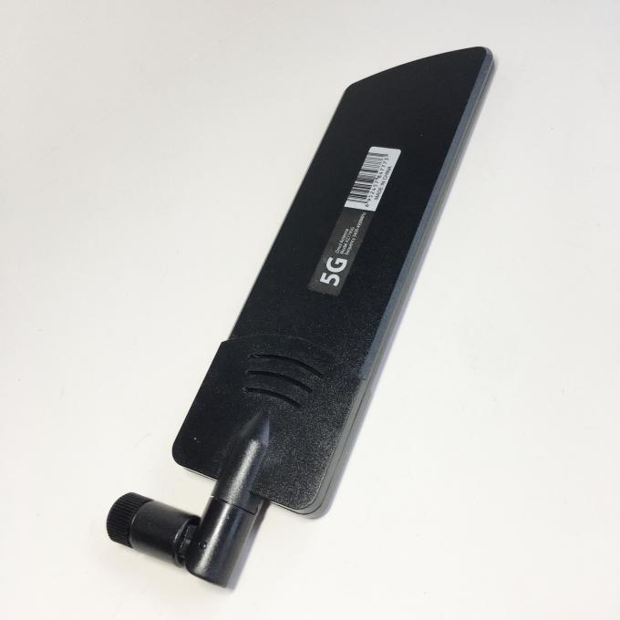 Multiband 5dBi 5G Omnidirectional WiFi Antenna