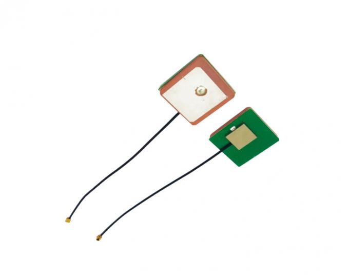 Active GPS Glonass Beidou Ceramic Patch Antenna With IPEX Connector
