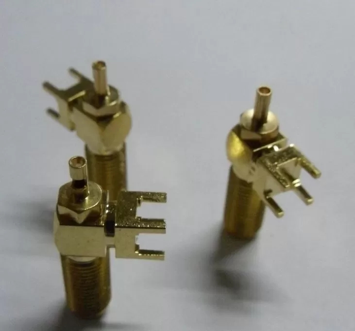 90 Degree Quadruple Connection RF SMA Coaxial Connector