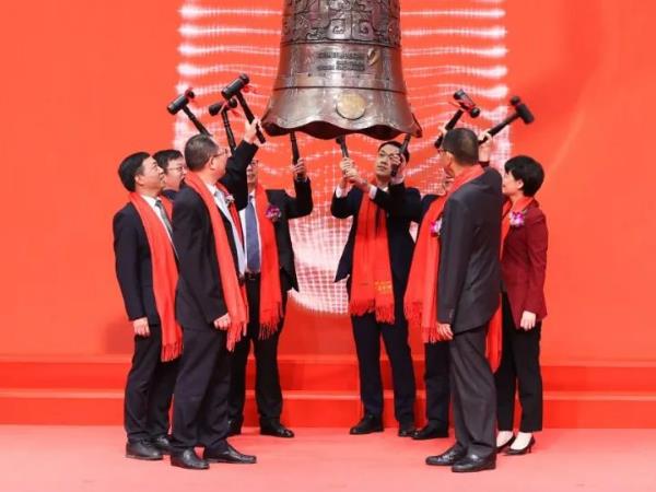热烈祝贺捷豹空压机东亚机械首发A...