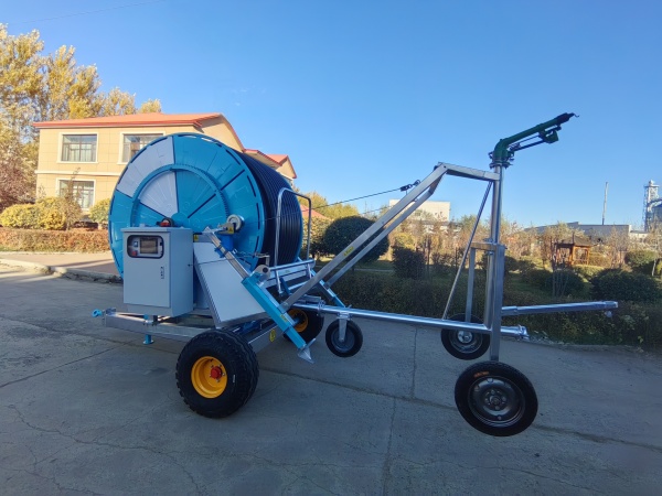 数智卷盘喷灌机