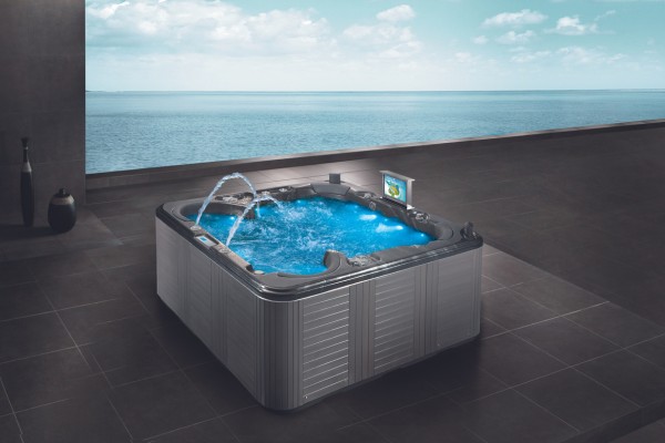 SR826 6 Person Hot Tub For Backyard In Belgium