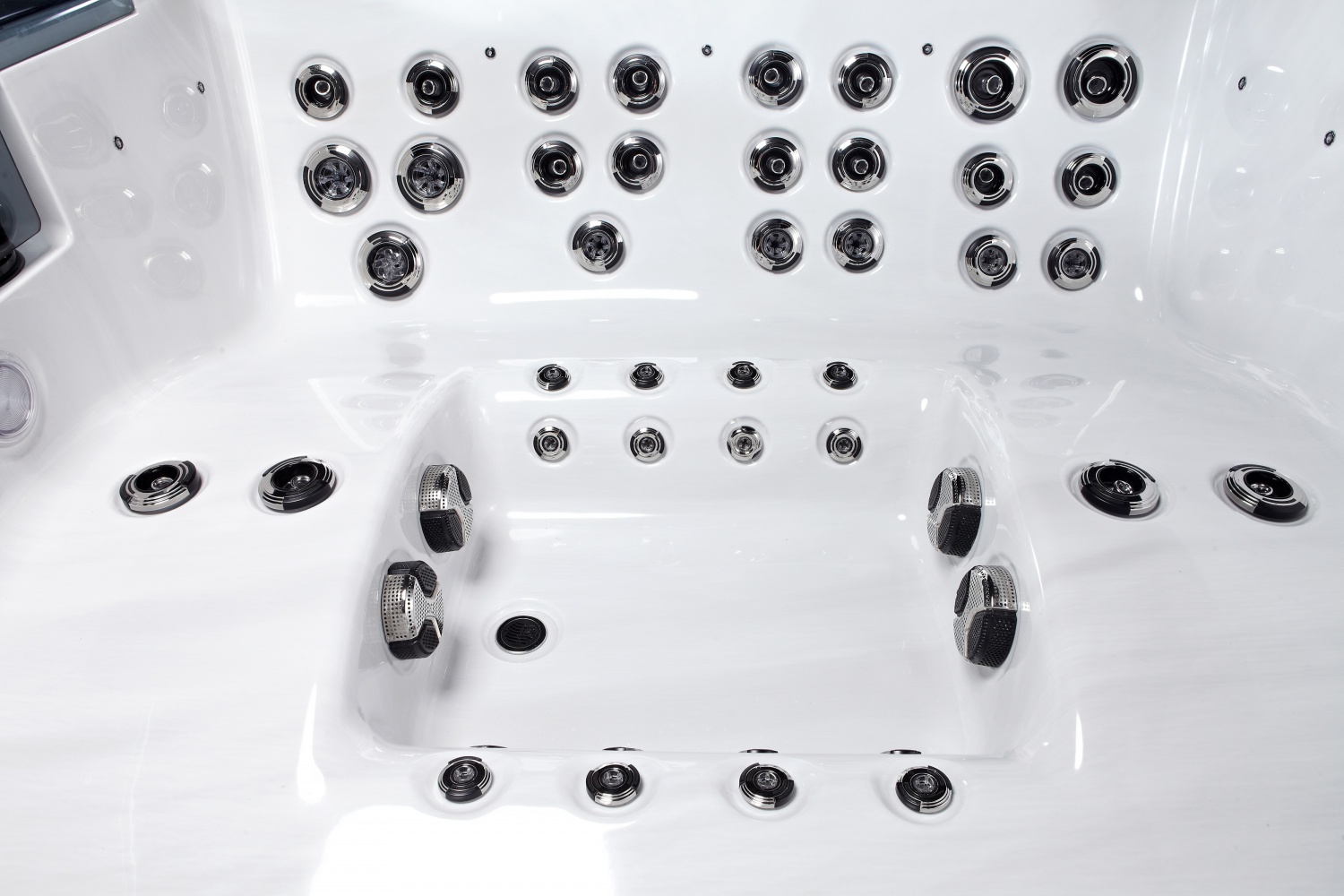 Premium Spa SR8118B with Stainless Steel Jets Body Insulation UV Light and ABS Base for Home Garden