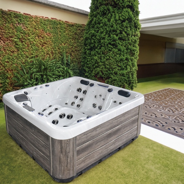 Compact Luxury Outdoor Hot Tub with 2 Seats and 2 Loungers (SR8114B)
