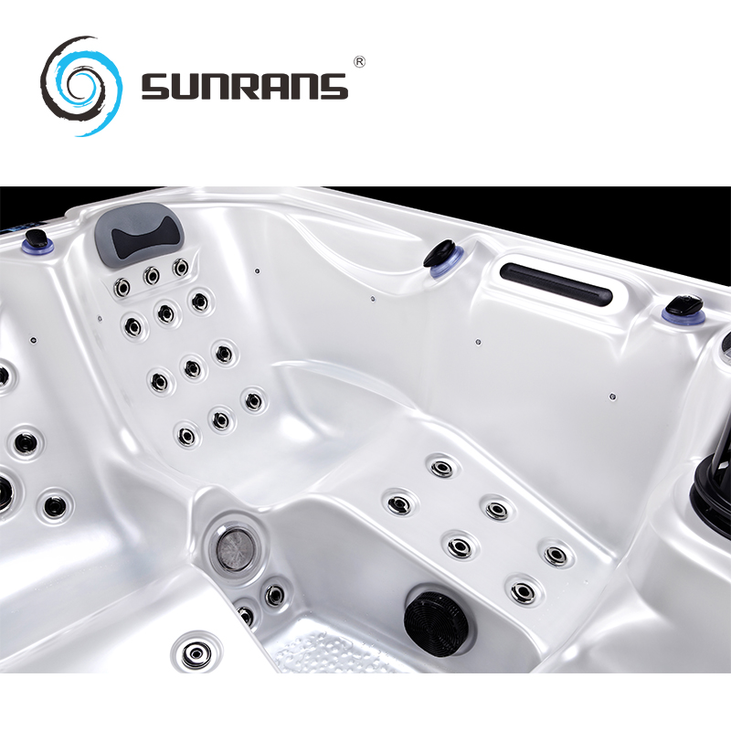 Sunrans Outdoor Indoor 3 Person Spa Bathtub Hot Tub SR808A