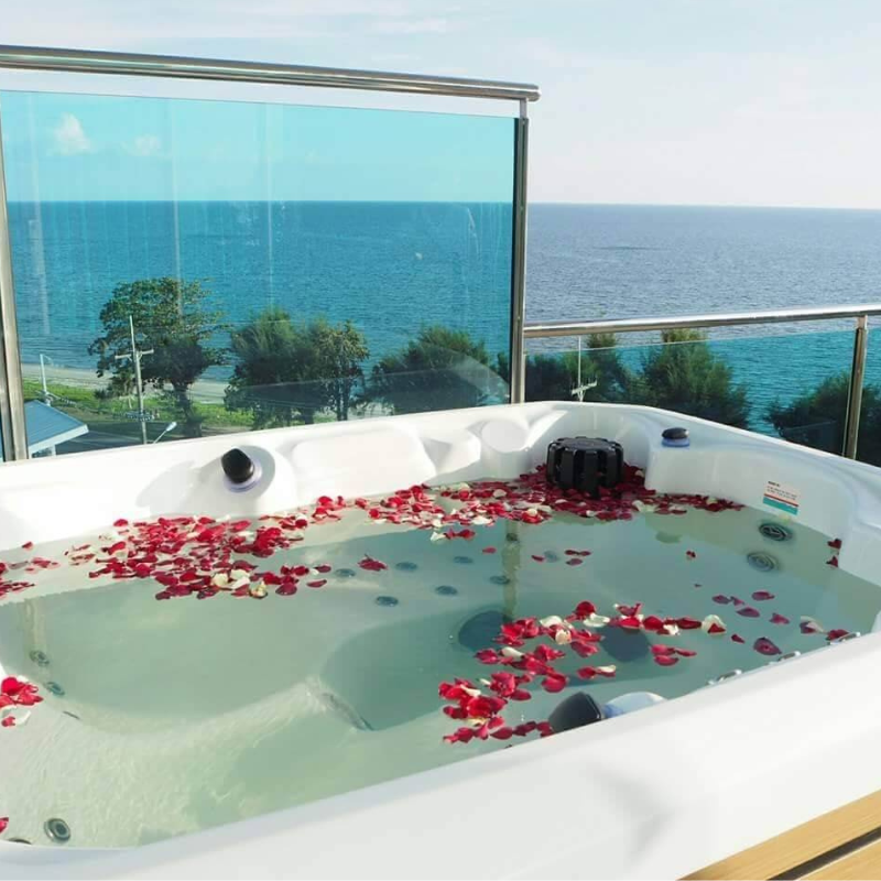 SR808A Compact Luxury Spa - 1 Seat + 2 Loungers | 43 Jets | Dual 2.0HP Pumps | 3 Stainless Fountains