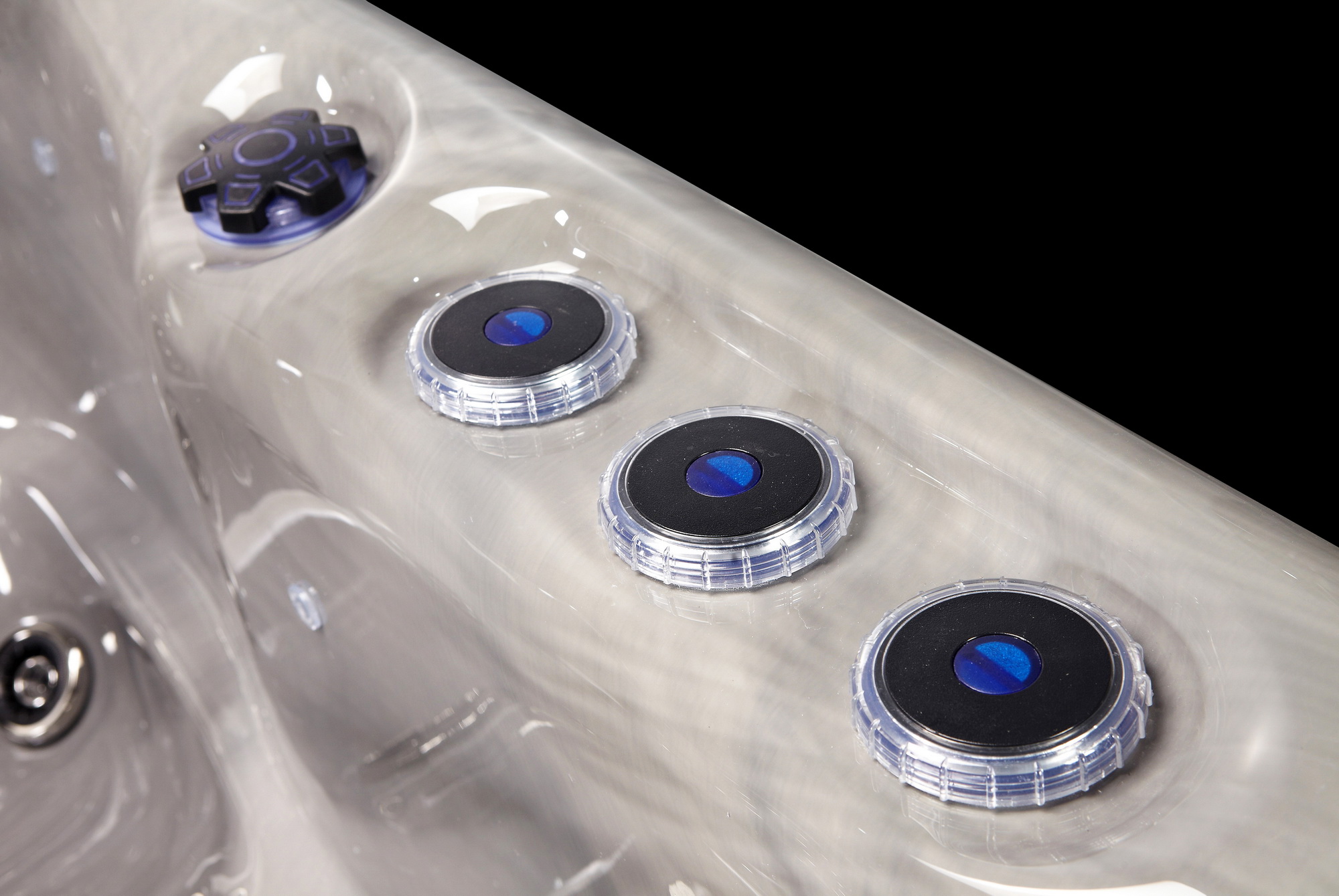 SR8176 Luxury 4-Person Acrylic Spa with 70 Jets and LED Lighting