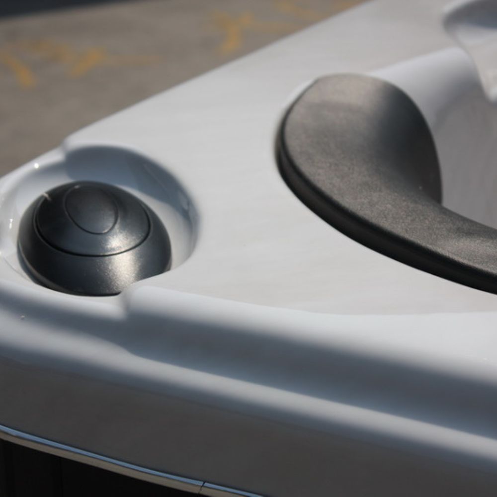 Sunrans SR826 Premium Outdoor Hydrotherapy Hot Tub & Spa