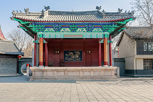 中国古建筑的声学智慧：从戏台到钟鼓楼