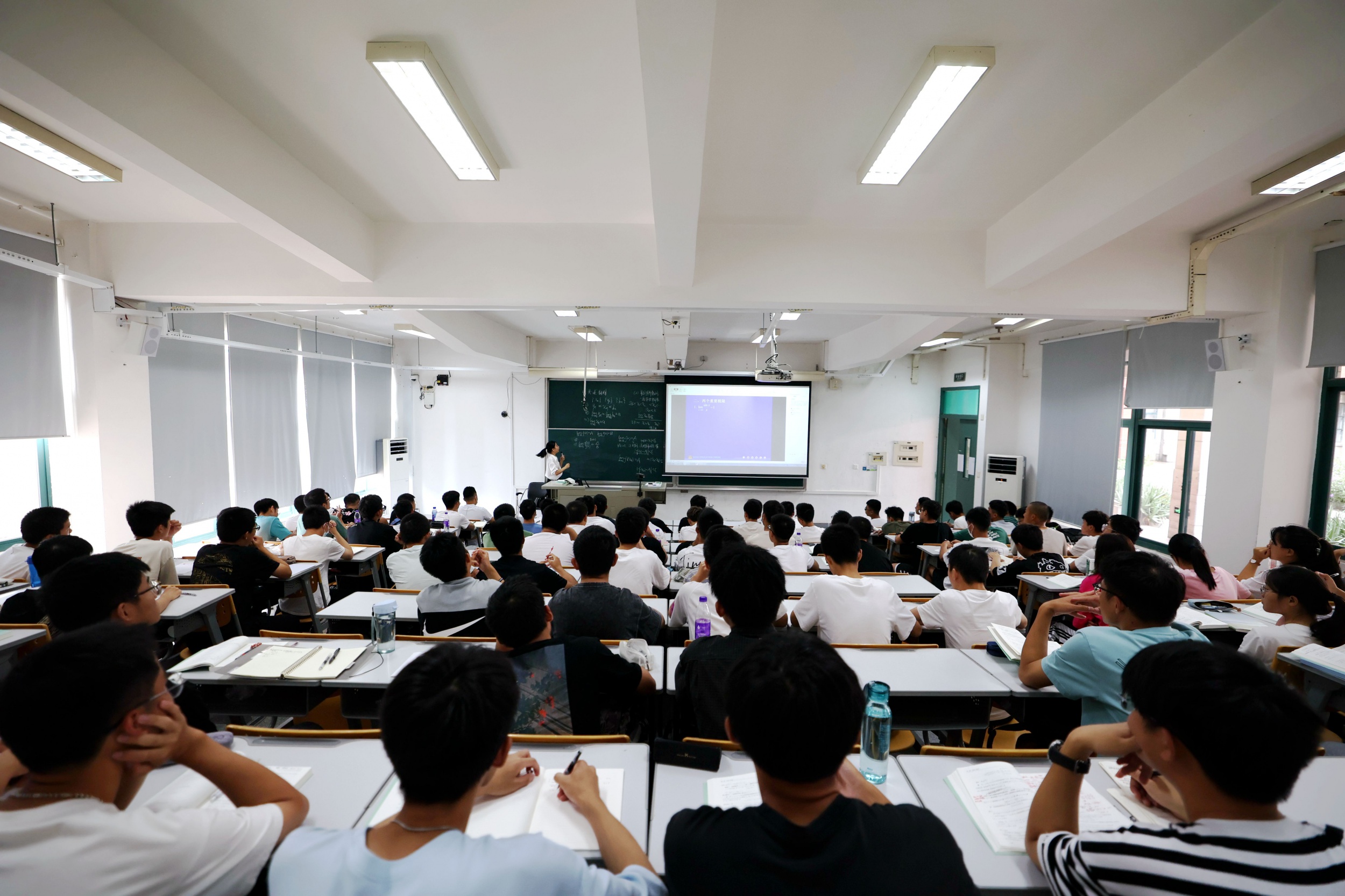 建筑声学教育：理论与实践的双...