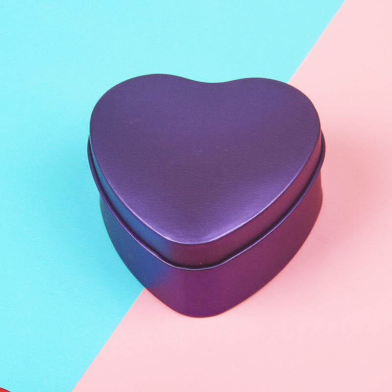 Heart-Shaped Candy Tin Box: A Gift of Sweet Love