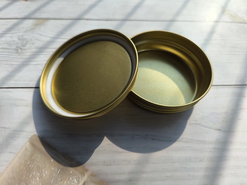 Unraveling the Allure of 125g Vacuum Caviar Tin Boxes