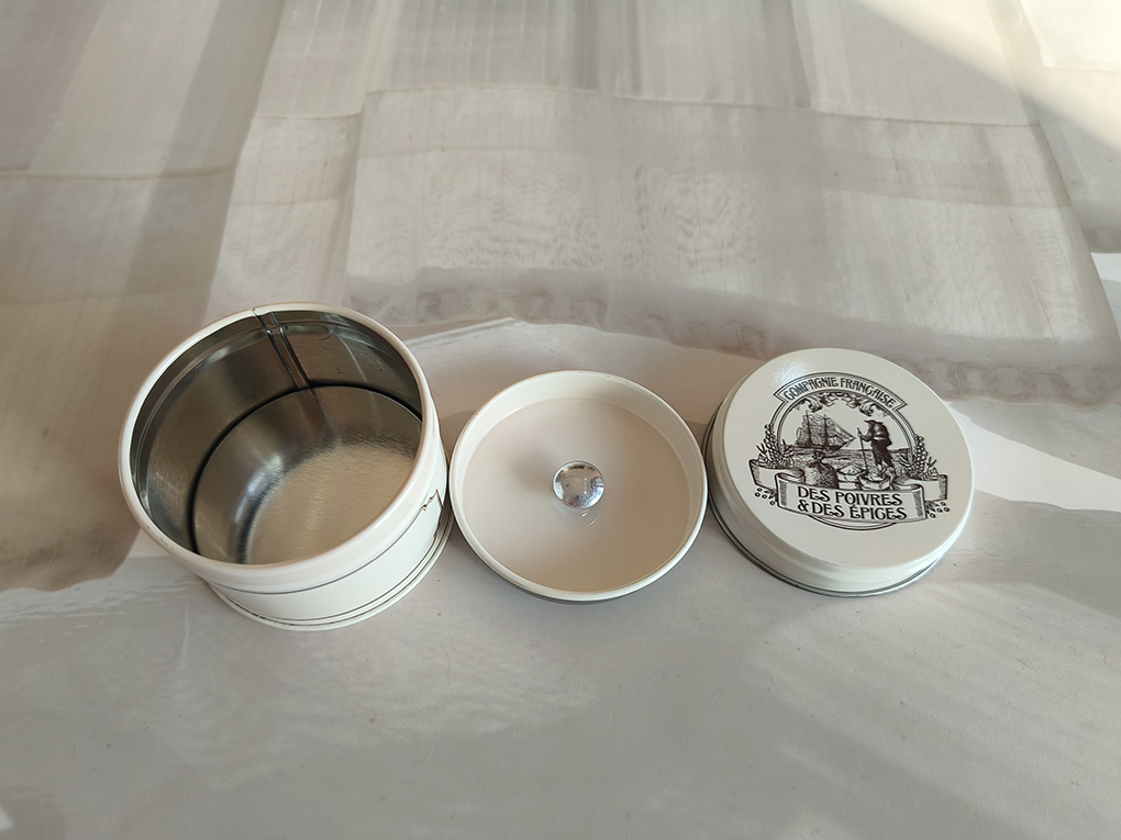 Enhance Storage Security: Food grade tin box with inner lid