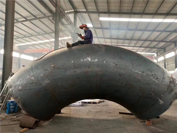 大口径对焊弯头