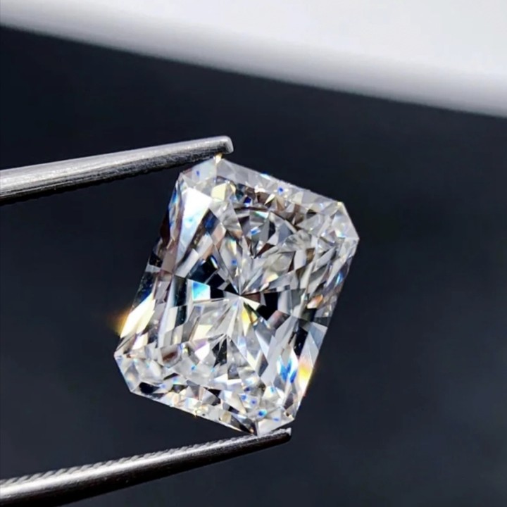 1.5ct 雷地恩切裸钻实验室培育钻石