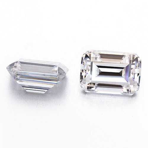 1.5ct 祖母绿切裸钻实验室培育钻石