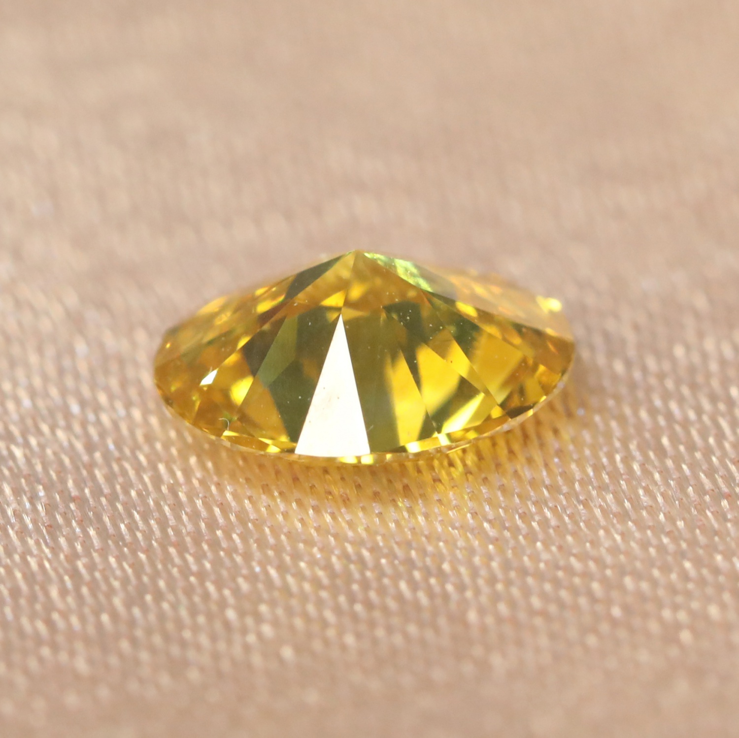 3ct Oval Cut Yellow CVD/HPHT Loose Diamond Man-made