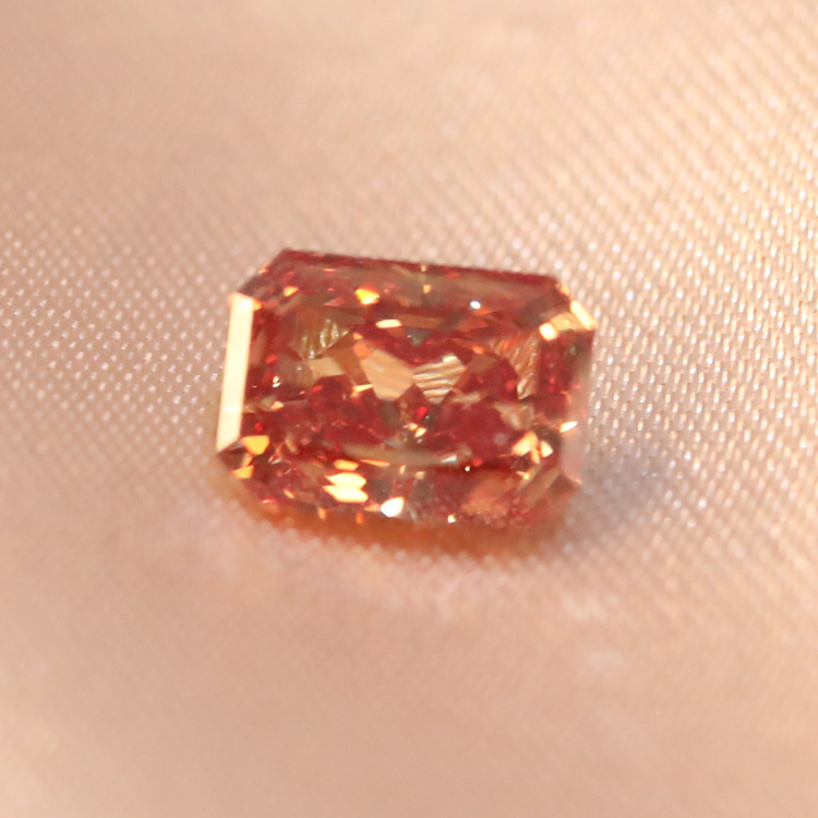 2ct Emerald Cut Pink CVD/HPHT Lab Loose Diamond