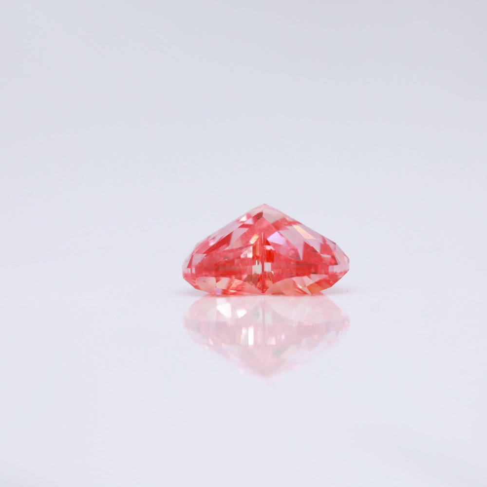 1.52ct Red Heart Shape VS Grade CVD Lab-grown Color Diamond with IGI Certificate