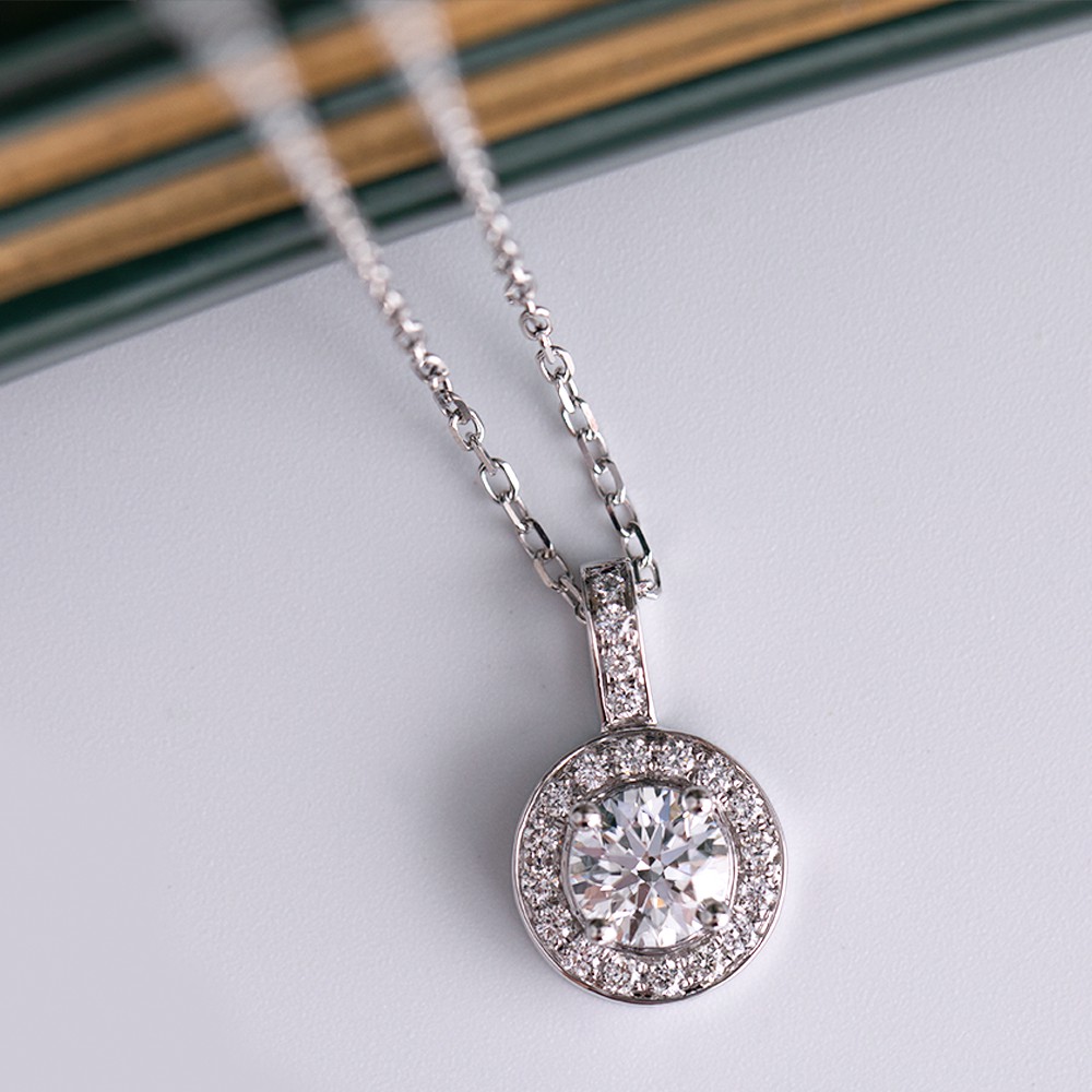 1.0ct white round diamond 18K gold diamond necklace