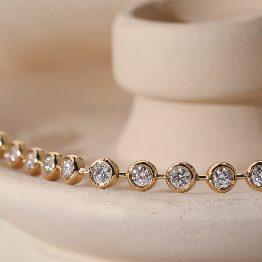 5.0ct White Round Diamond 18K Gold Bubble Diamond Bracelet