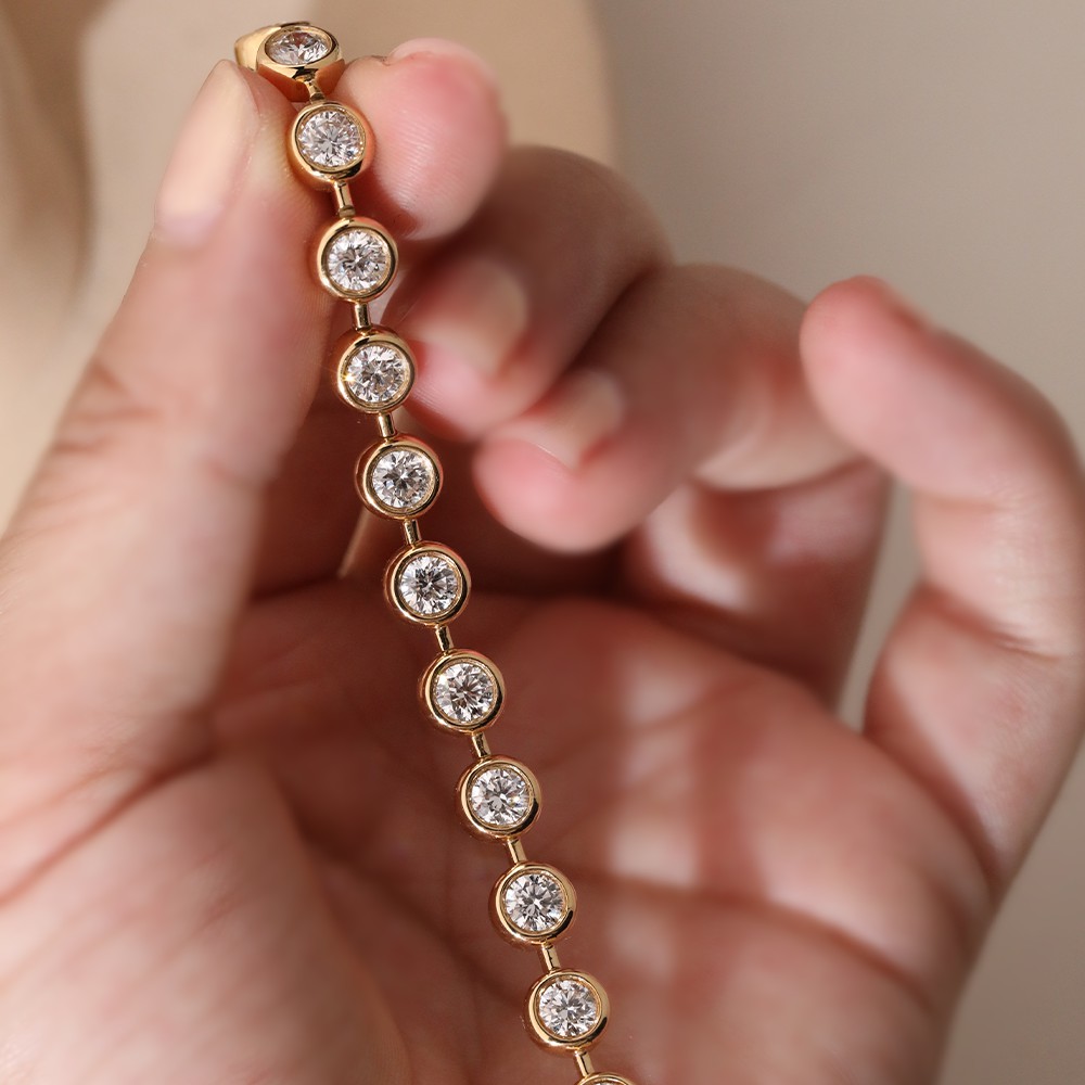 5.0ct White Round Diamond 18K Gold Bubble Diamond Bracelet