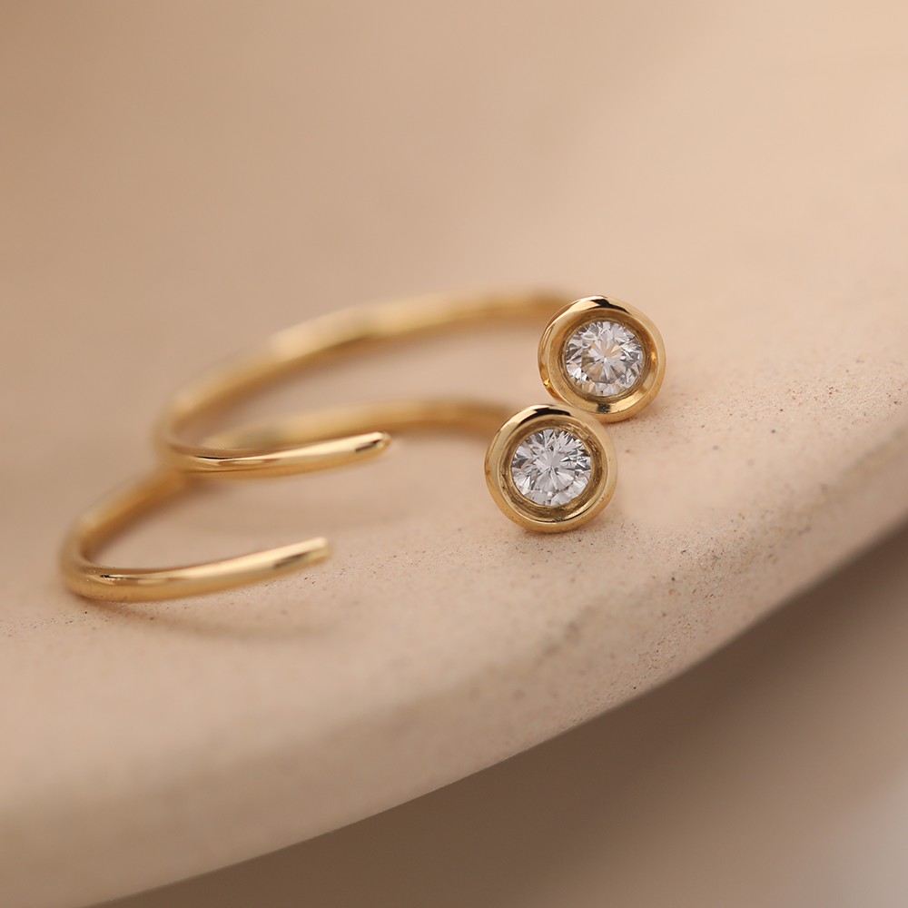0.05ct White Round Diamond 18K Gold Bubble Design Diamond Earrings