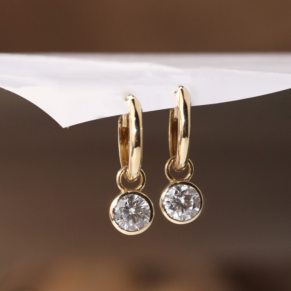 0.55ct White Round Diamond 18K Gold Bubble Design Diamond Earrings