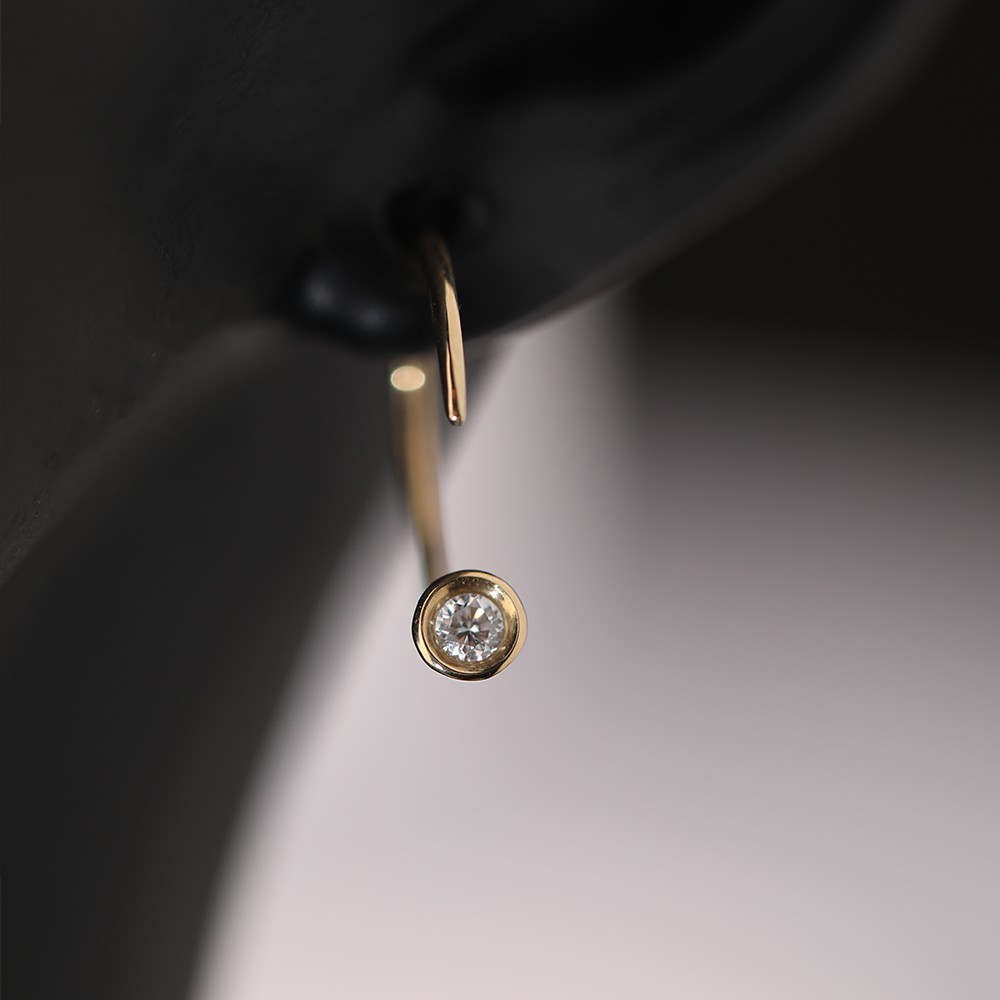 0.05ct White Round Diamond 18K Gold Bubble Design Diamond Earrings