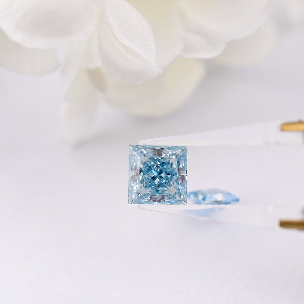 Wide range of parameters Large inventory Princess cut Loose diamonds CVD blue diamonds