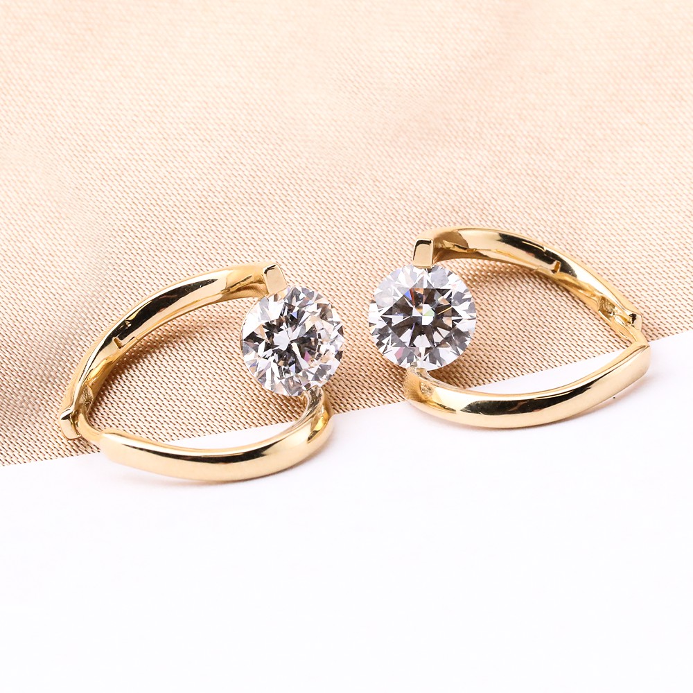 1.0ct White Round Diamond 18K Gold Designer Diamond Earrings