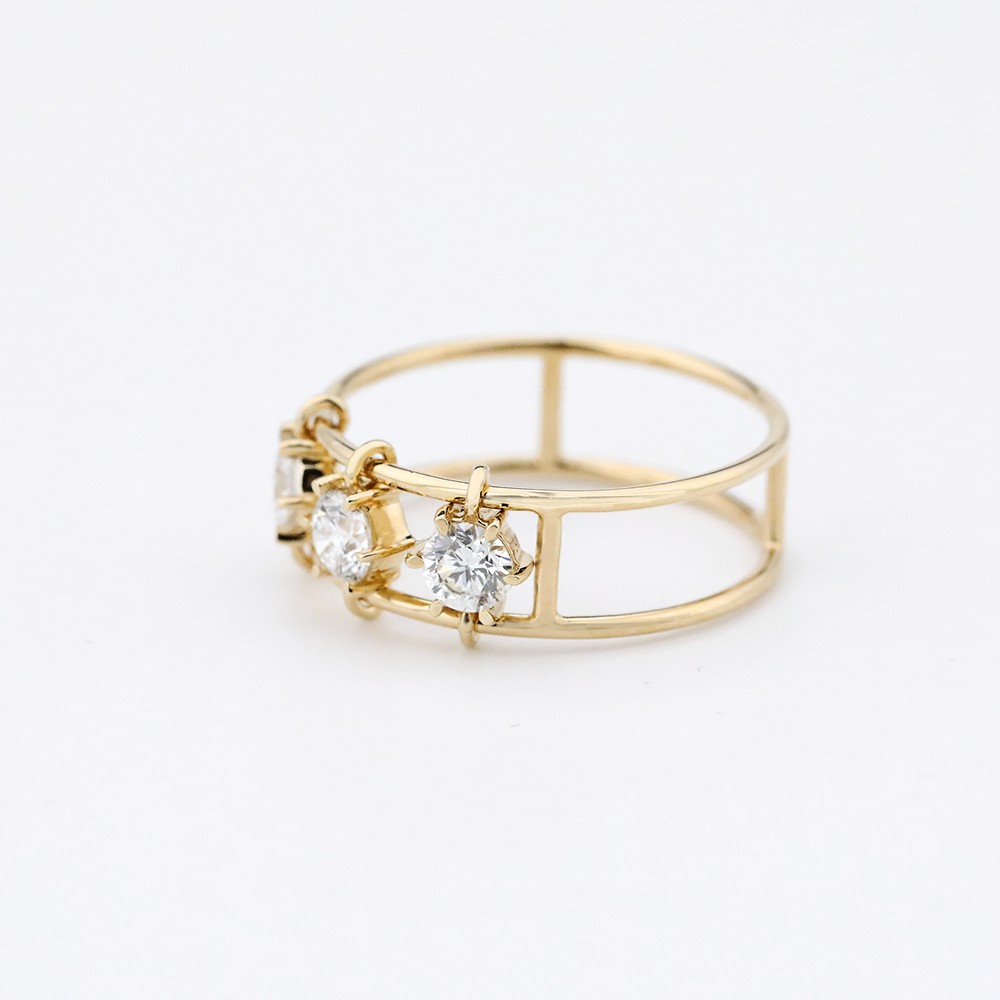 0.6ct white round center diamond 18K gold three-stone sliding diamond ring