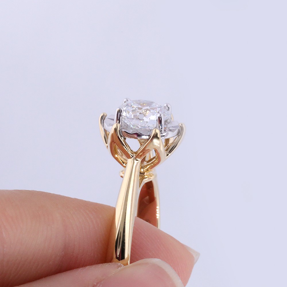 1.0ct white round main diamond 18K gold bouquet diamond ring