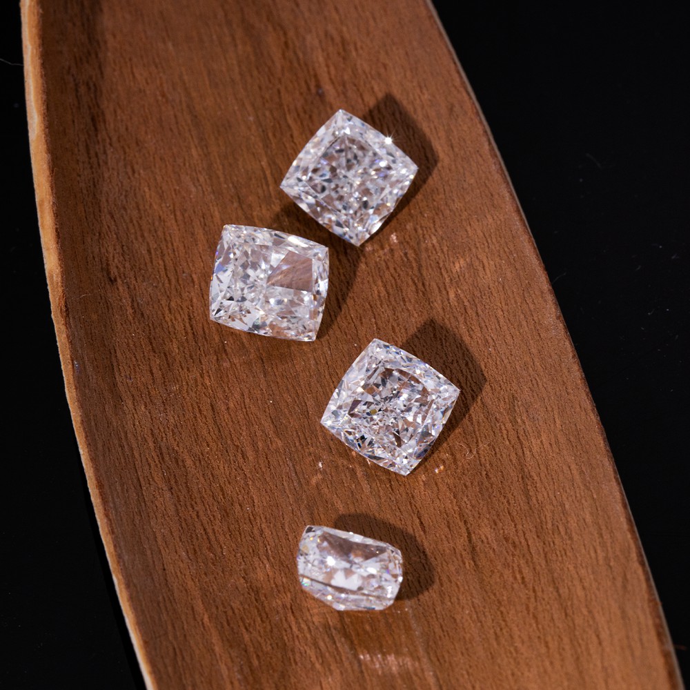 More Stocks Right Angle Cushion Bulk Loose Diamonds CVD White Loose Diamonds
