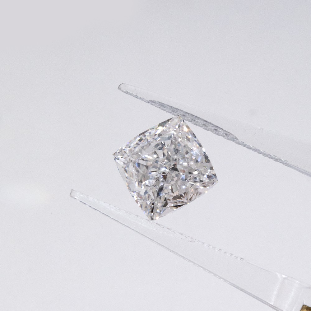 More Stocks Right Angle Cushion Bulk Loose Diamonds CVD White Loose Diamonds