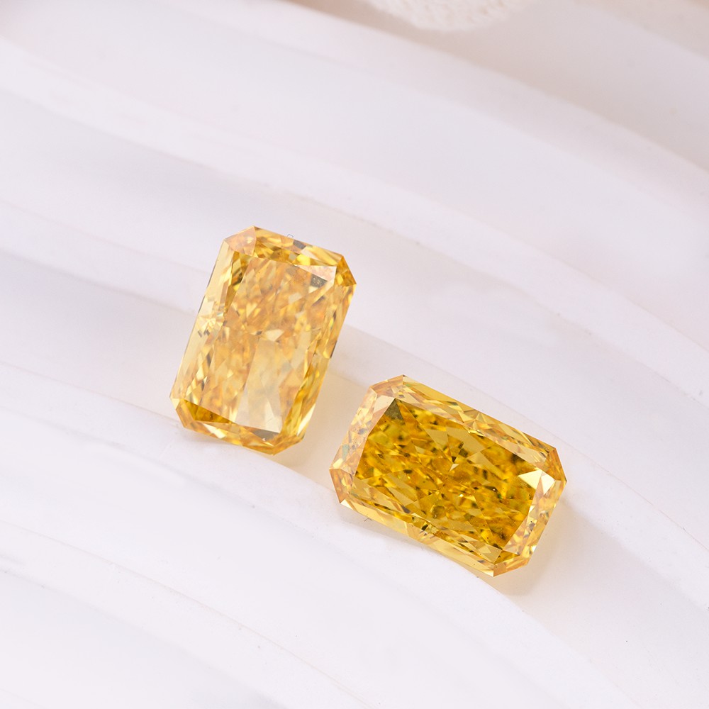 Large carat yellow Radiant cut yellow diamond loose diamond