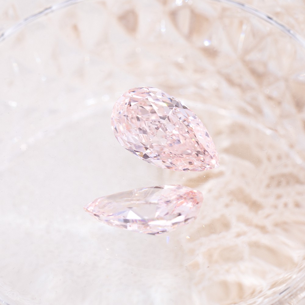 Large carat pink pear shaped pink diamond loose diamond