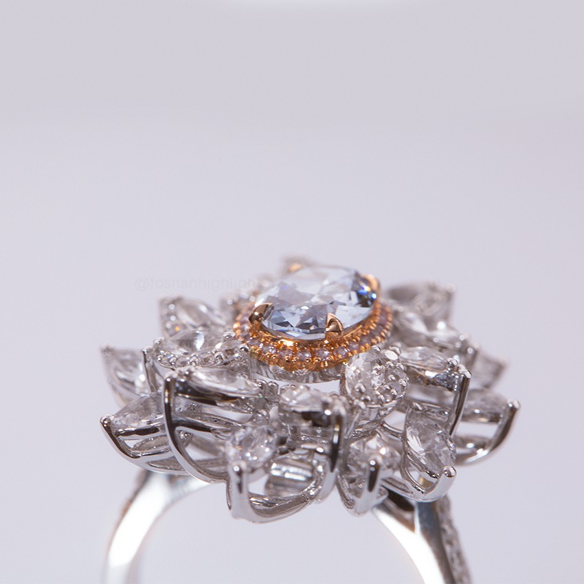 [Palace Series - Chiba] Blue Oval Main Stone Luxury Design 18K Gold Diamond Ring