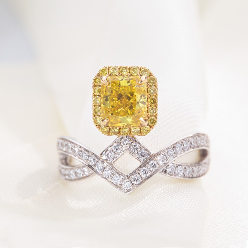[Palace Series - Lotus] Yellow Princess Square Main Stone Luxury Design 18K Gold Diamond Ring