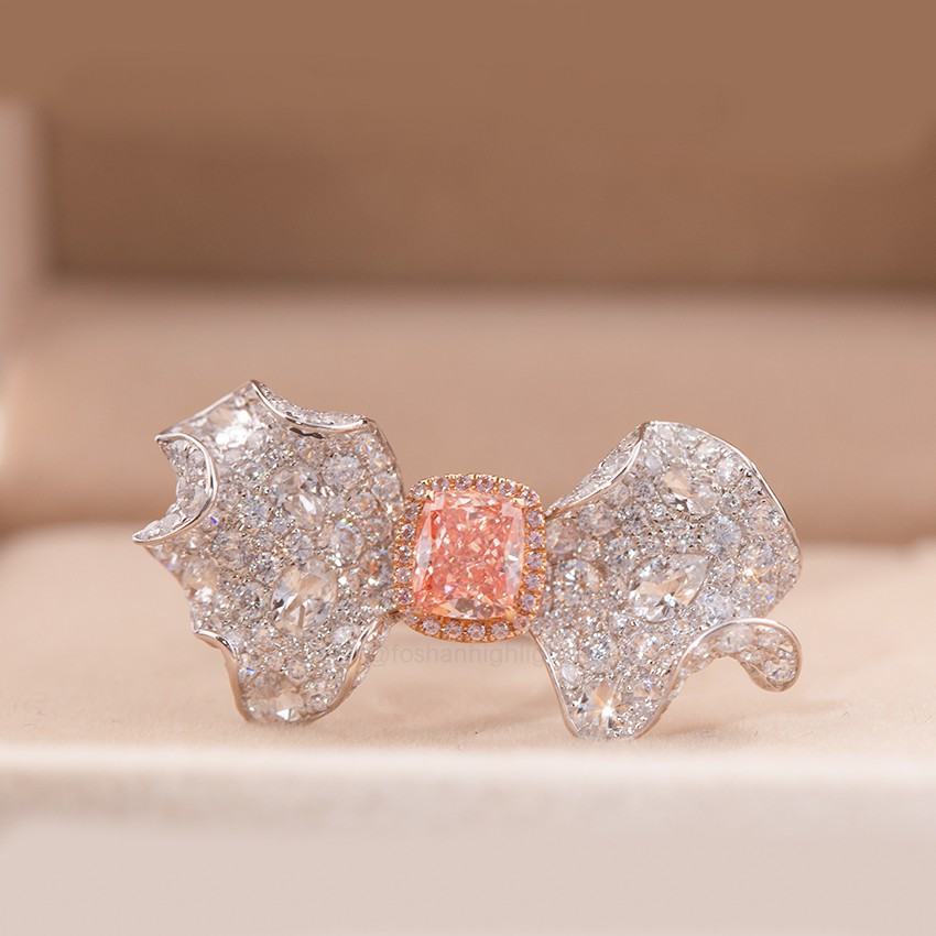 [Palace Series - Butterfly Love Flower] Pink cushion-shaped main stone luxury design 18K gold diamond ring