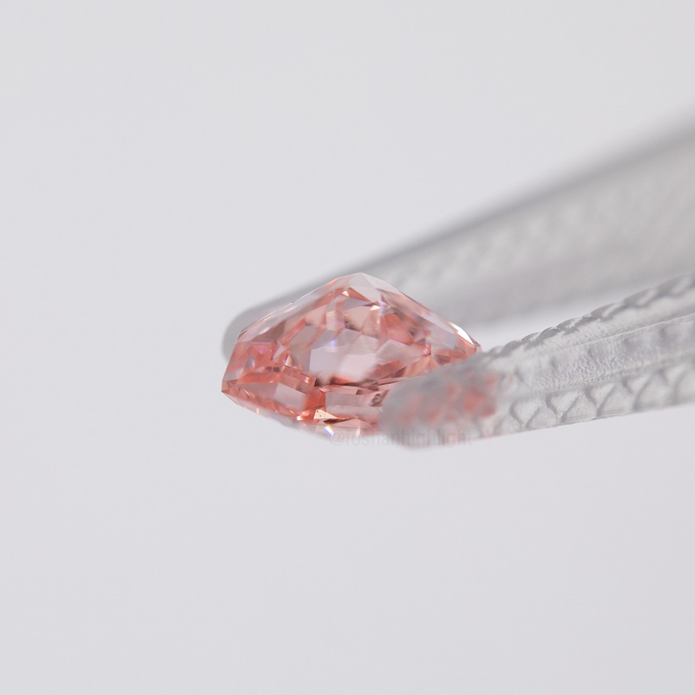 1.04ct Fancy Intense Pink Radiant CVD Diamond