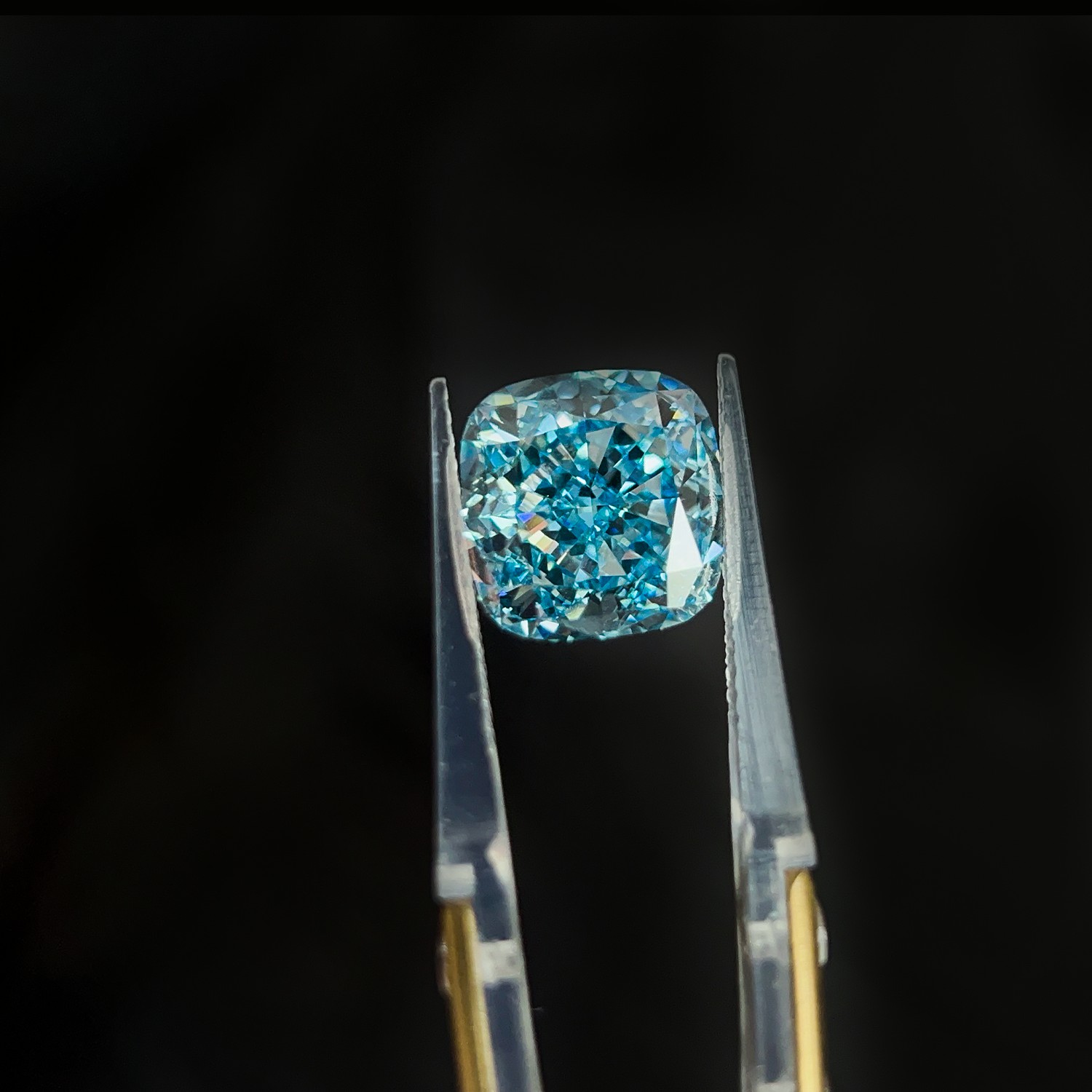 10.57ct Large Blue Cushion Shape CVD Diamond