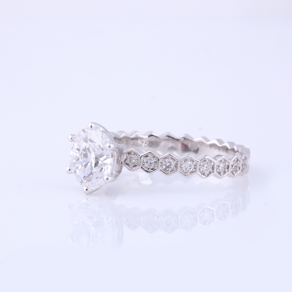 1.0ct round diamond honeycomb design 18K gold diamond ring