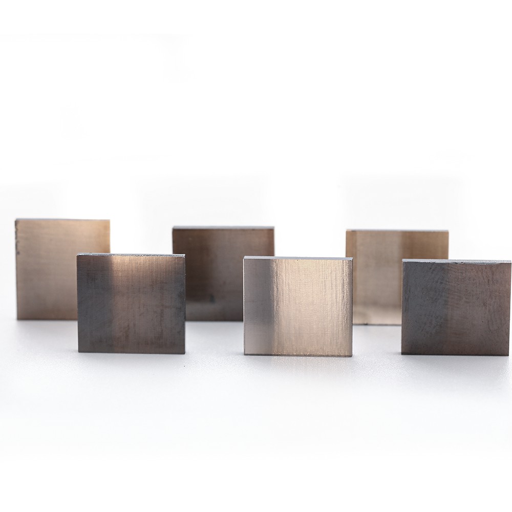 Single Crystal Diamond Plate for Heat Sink