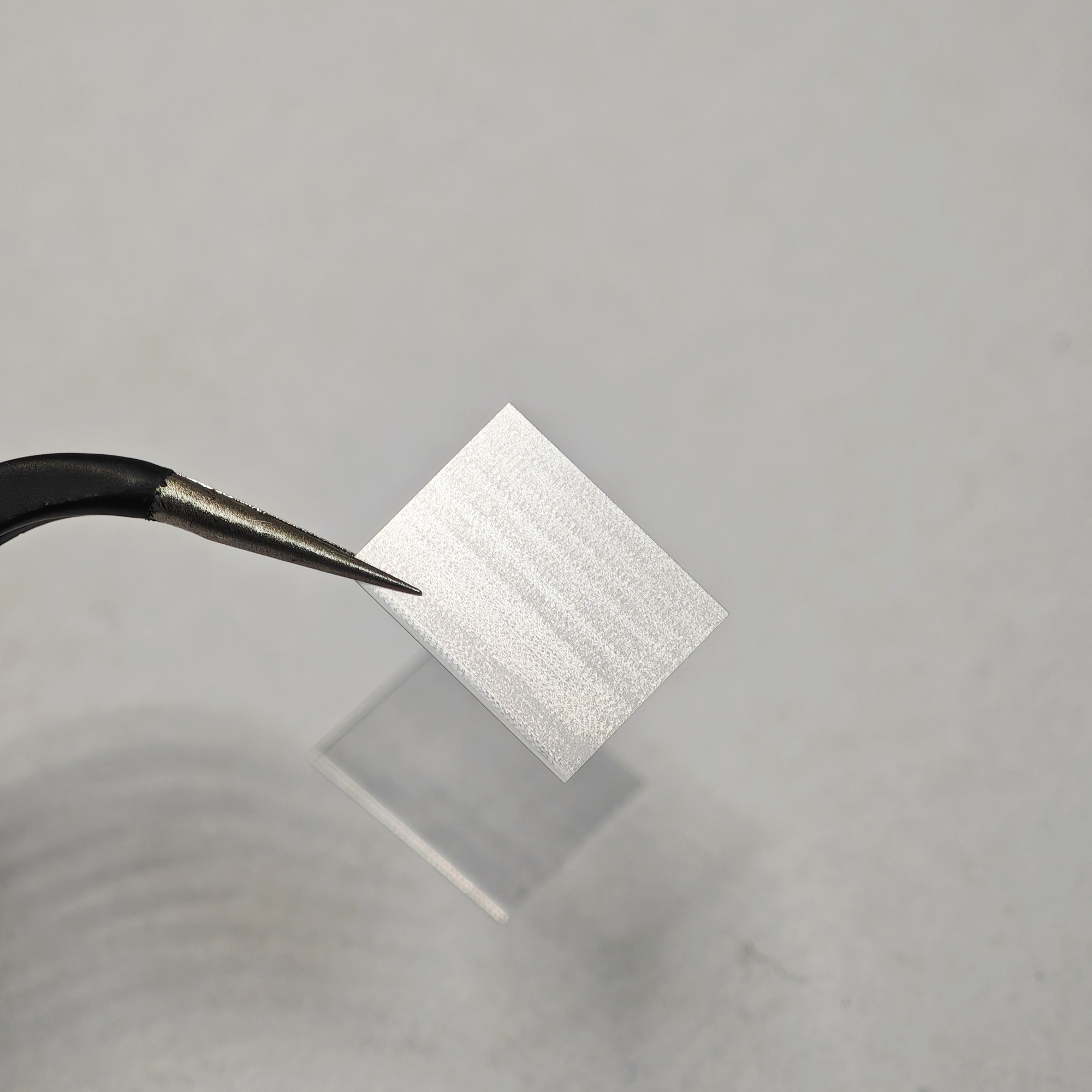 High-Sensitivity Ultra-thin Single Crystal Synthetic Diamond Detector Chip for Radiation Monitoring Medical Science Applications