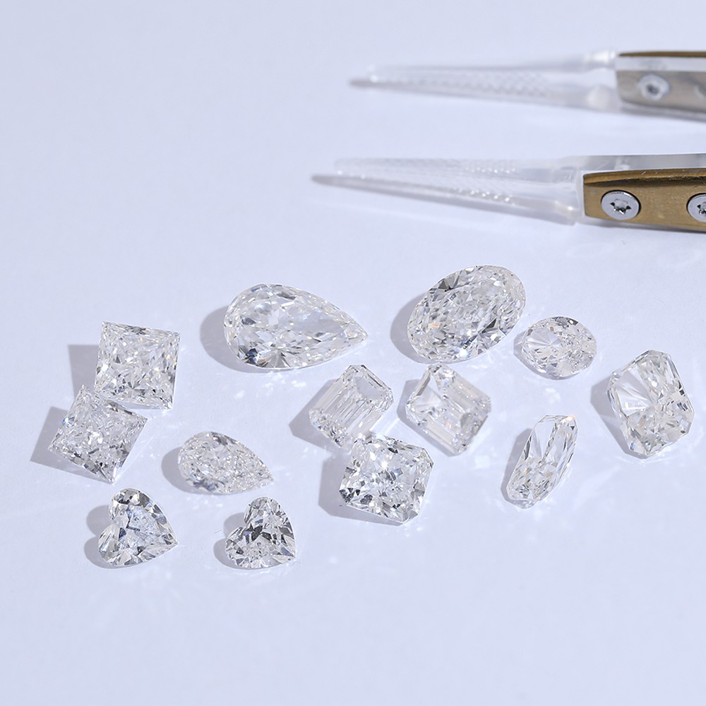 ¡Oferta especial! Diamantes sueltos blancos de alta calidad en varios cortes y formas ¡en oferta por tiempo limitado!