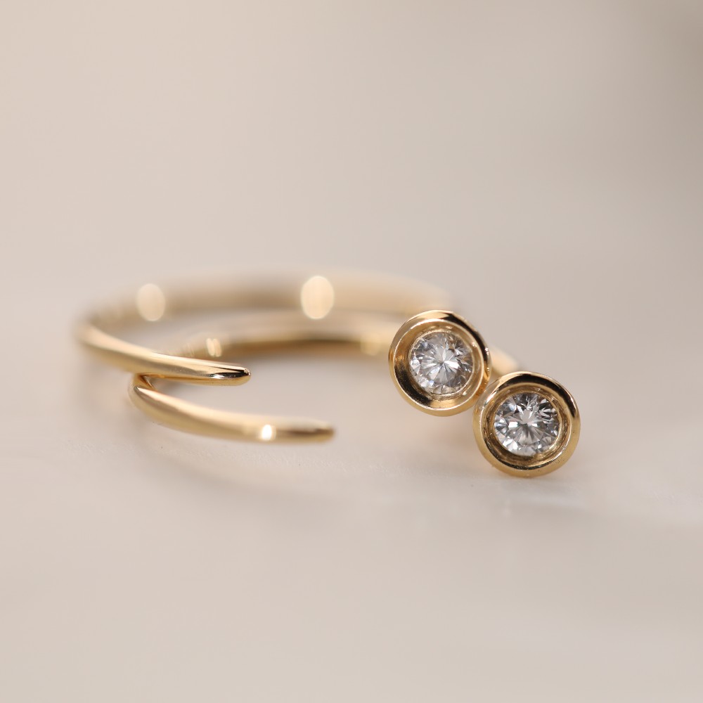 0.05ct diamantes redondos blancos 18k diseño de burbujas de oro pendientes de diamantes